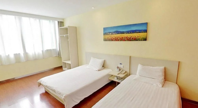Hanting Hotel- Datong Jiaochang Street Branch, Book Hotel Datong Shanxi, near Datong Grand Mosque