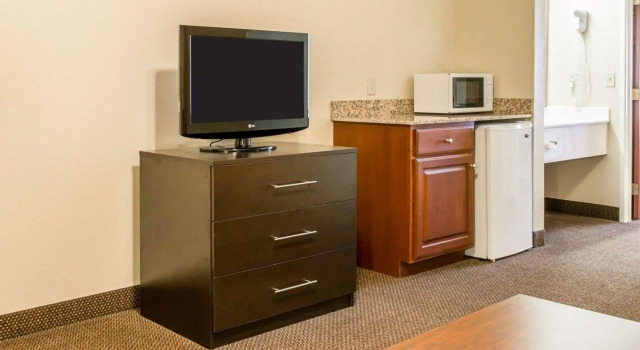 Двухместный люкс Quality Inn & Suites Niles