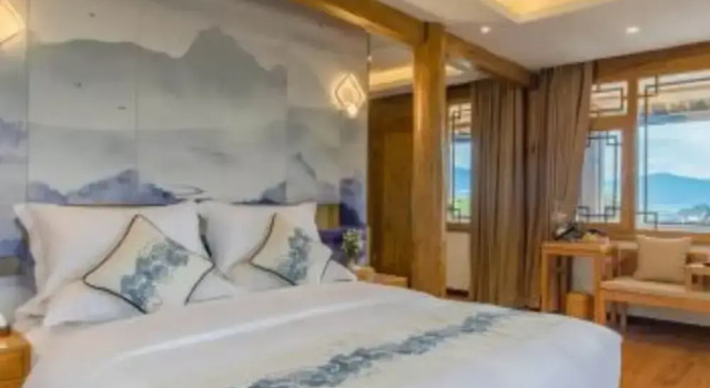 Номер Deluxe Floral Hotel Lijiang Banshanyunfu