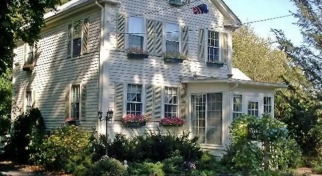 Nichols Guest House B & B, Réserver Maison d'hôtes Seekonk Massachusetts