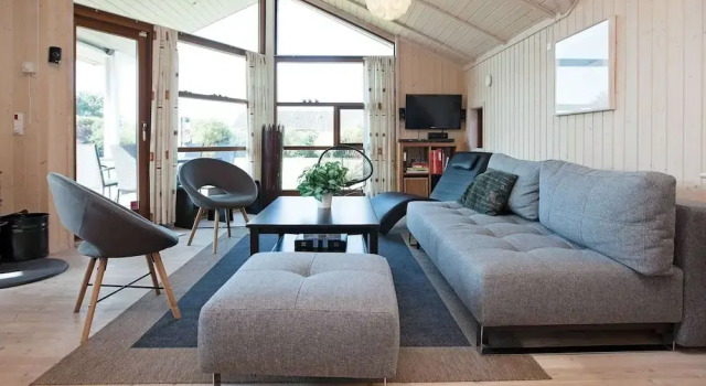 Spacious Holiday Home in Slagelse with Whirlpool, Buchen Sie Ferienhaus Villen in Slagelse, Villa
