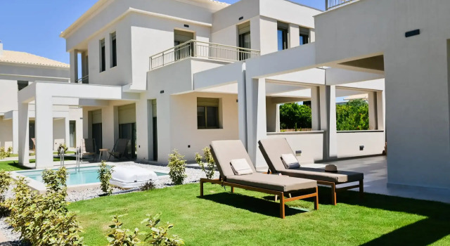 Eleagnos Villas, Rezerwuj Hotel Mytikas 