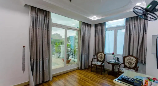 Люкс Deluxe DAHLIALAND SAIGON HOTEL & SWIMMING PooL