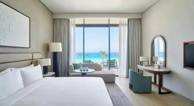 Люкс Executive c 1 комнатой с балконом и с видом на море Palace Beach Resort
