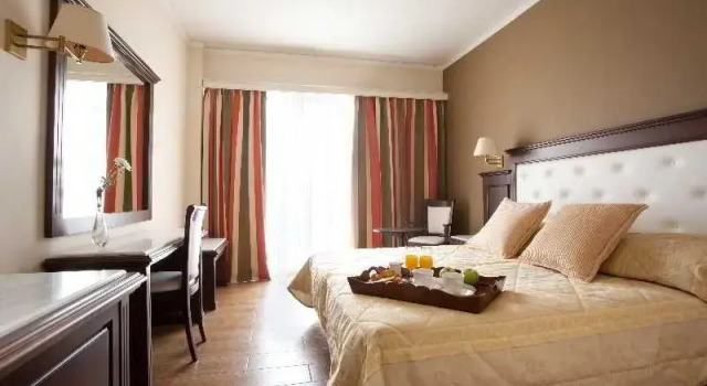 Двухместный номер Standard с балконом Achillion Palace Hotel Rethymno City Center