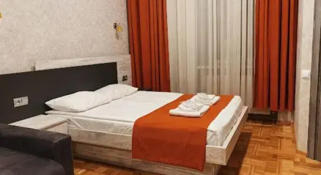 Apart-Hotel Shell, Забронировать Отель Чугурети Тбилиси, рядом с Tеатр имени Марджанишвили