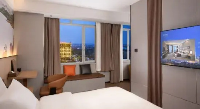 Люкс Premier Yaduo Hotel (Wenming Road Binhe Qingcheng Branch)