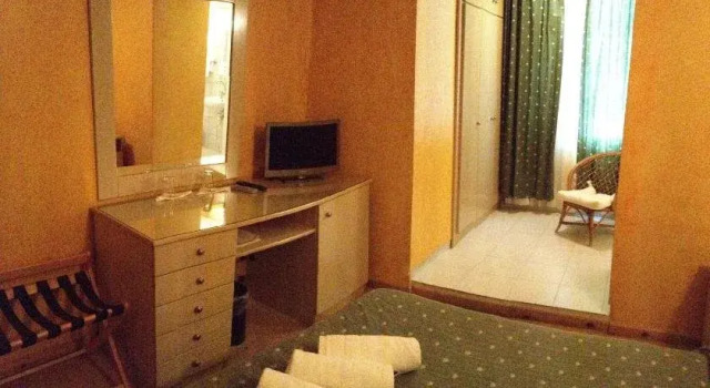 Galini, Rezerwuj Hotel Hotele w Mouresi z basenem, Basen