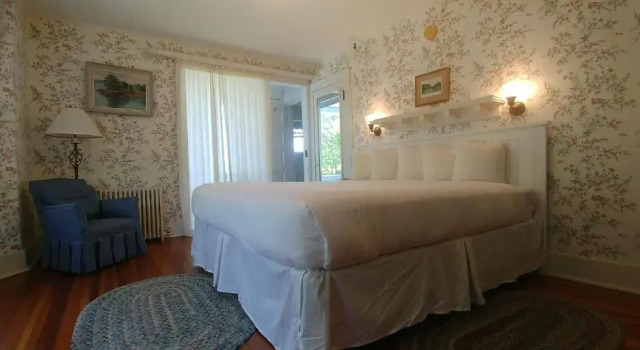 Номер Standard с балконом Asticou Inn