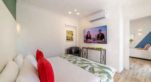 Deluxe tredobbelt værelse med altan Paamonim Jerusalem Hotel