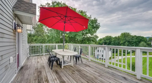 Коттедж Family-friendly Retreat in Barre: 2 Spacious Decks