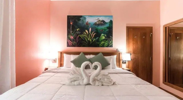 Люкс рядом с пляжем Sapphire Beach Resort