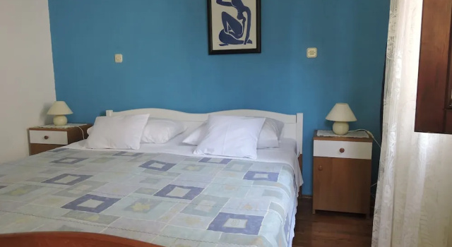 Апартаменты Comfort с балконом и с видом на сад Apartments Ivanov