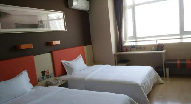 Двухместный номер Superior 7Days Premium Shijiazhuang Luquan Shangzhuang Branch