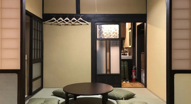 Jinichi, Rezervasyon Tatil Evi Gujō 