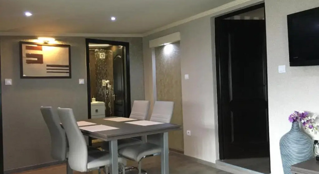 Апартаменты Deluxe Royal Apartments Hotel Kecskemét