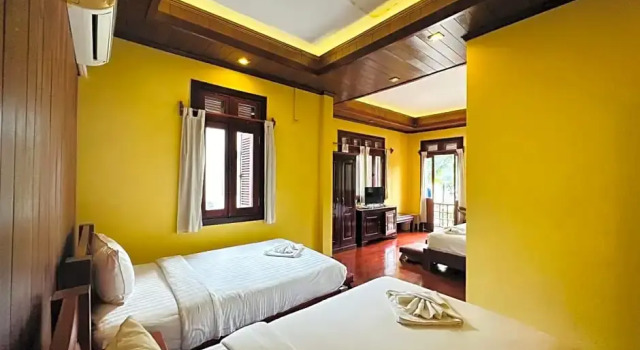 Четырёхместный номер Luxury Villa Phonethip Mekong Riverside
