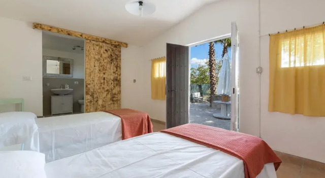 Villetta Li Parati, Rezerwuj Hotel Hotele w Melissano z parkingiem, Parking