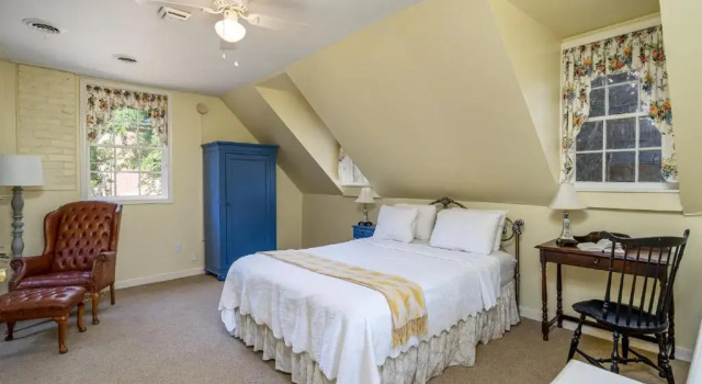 Семейный номер Standard Cedars of Williamsburg Bed & Breakfast