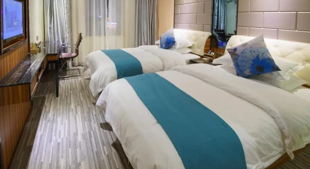 Nanning Xingbo Express Hotel Yuanhu Branch, Rezerwuj Hotel Hotele w Nanning z parkingiem, Parking