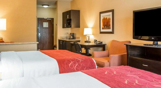 Двухместный люкс Comfort Suites Ontario Airport Convention Center