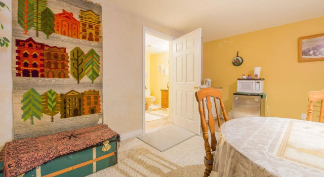 Zeelandia Bed & Breakfast, Varaa Hotelli Burgessville Ontario