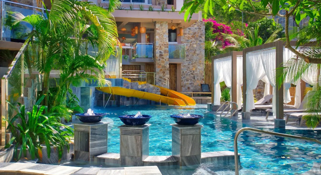 Люкс с видом на сад The Wind Resort - Tropical Hillside Escape