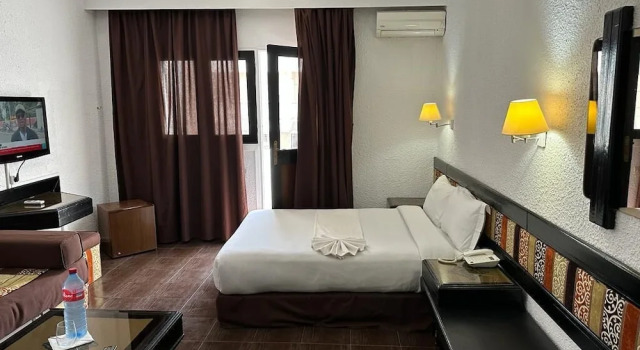 Номер Comfort Belere Arribat City Center