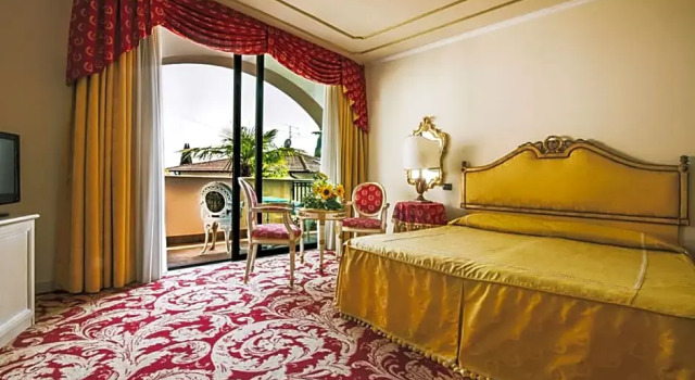 Номер Superior с видом на озеро Park Hotel Ville Montefiori Spa & Centro Benessere