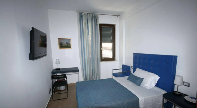 B&B Night&Day, Book Bed and Breakfast Reggio di Calabria Calabria