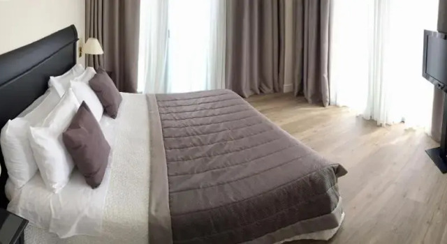 Люкс Hotel Touring