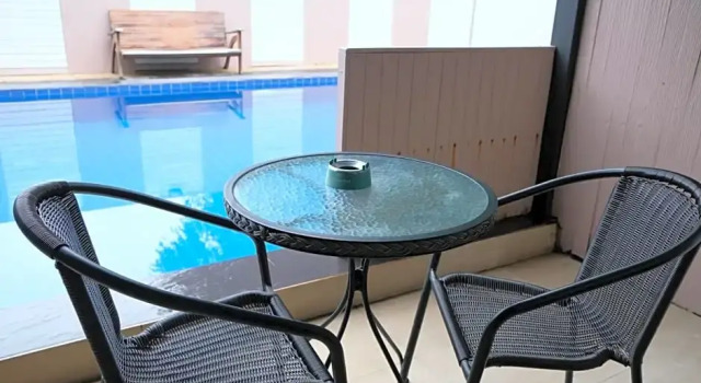 Полулюкс с видом на бассейн Royal Nine Resort Kanchanaburi