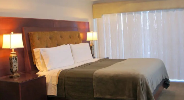 Двухместный номер Deluxe с балконом Perfectly Romantic Branson Condo