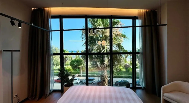 Zins Luxury Apartment 02, Rezerwuj Apartament Hotele w Durres County z parkingiem, Parking