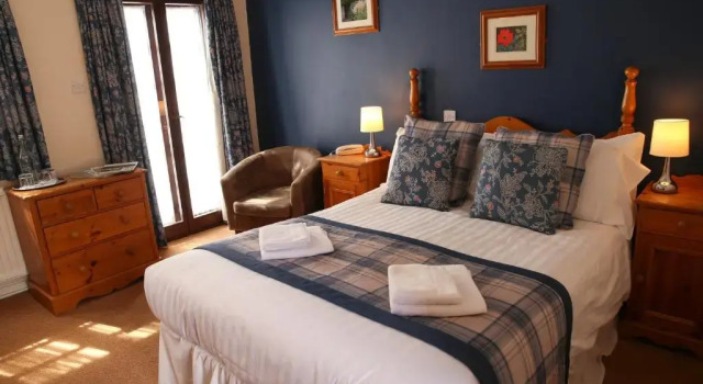 Двухместный номер Standard с видом на сад The Greyhound Inn and Hotel
