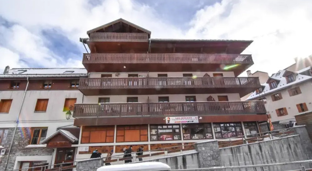 BON Accueil N°26 : Studio Mezzanine 4 Personnes / Studio Mezzanine 4 People