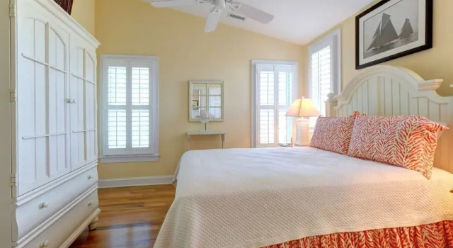 The Seventh Day 6 Bedroom Home by RedAwning