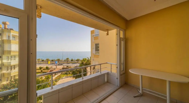 Апартаменты Pleasant Flat near Beach with Sea View in Alanya