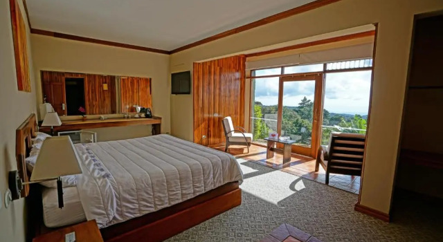 Полулюкс El Establo Mountain Hotel