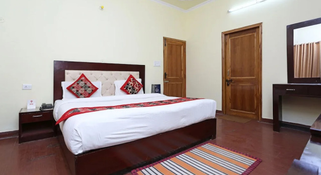 Hotel Lake Inn, Rezervovat Hotel Bhimtal Uttarakhand