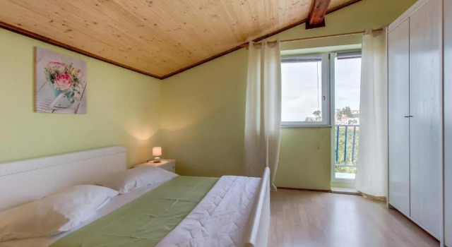 Apartment Malvina, Забронировать Апартаменты/квартира Отели Мали-Лошиня с парковкой, рядом с Автобусный вокзал Mali Losinj, Парковка