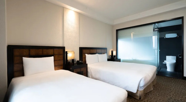 Трёхместный номер Deluxe с балконом XINSHE Hotel - Linsen
