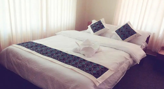 Двухместный номер Standard с балконом и с видом на горы Hotel Nana Pokhara