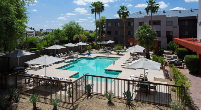 Двухместный номер Standard с видом на бассейн Courtyard Scottsdale North