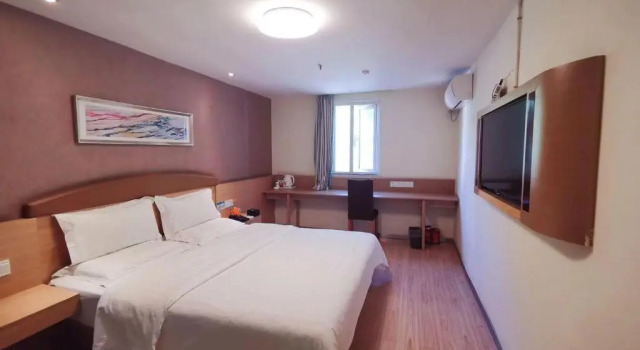 7 Days Inn Guiyang Huaxi Street Zhongcaosi Branch, Забронировать Отель Отели Хуаси с парковкой, Парковка