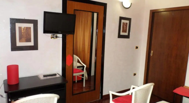B&B COLOSSEO, Book Bed and Breakfast Cosenza 