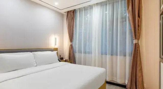 Люкс Deluxe Lavande Hotels (Shanghai Hongqiao Railway Station National Convention and Exhibition Center)