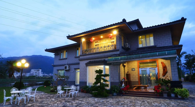 Yunju Hotspring Villa