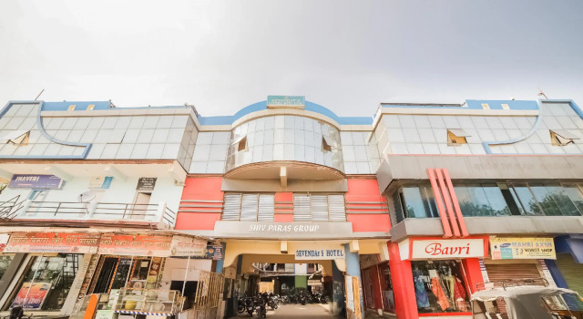 OYO 46123 Seven Days Hotel And Restaurants, Réserver Hôtel Mundra Gujarat