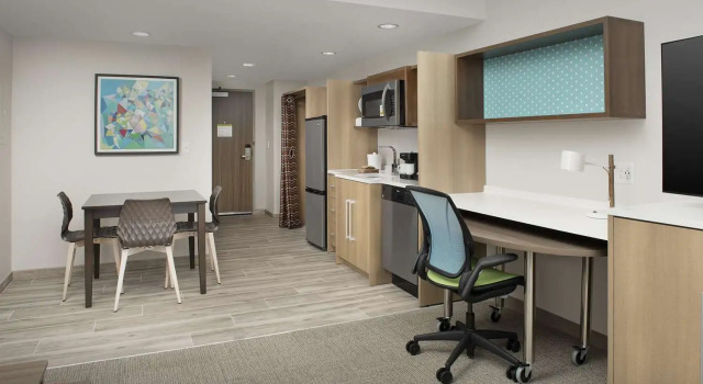 Двухместный люкс c 1 комнатой Home2 Suites by Hilton Fort Myers Airport
